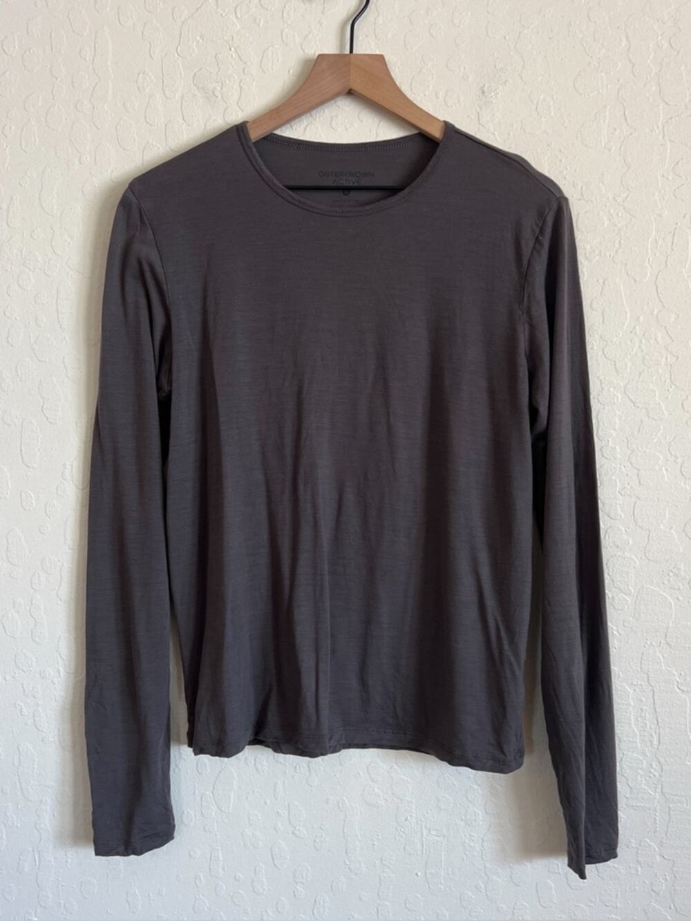Outerknown Active Wool Long Sleeve Crewneck Base Layer Top Medium Gray Outdoor